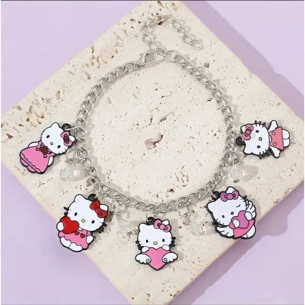 Hello Kitty Charm Bracelet - Picture 5 of 6